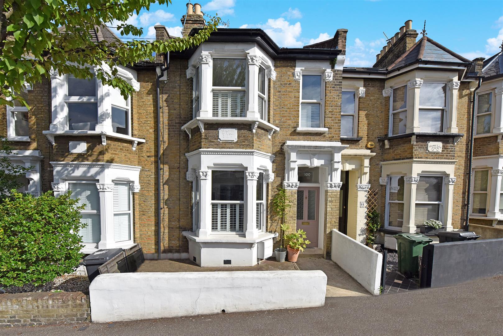 Estates 17 Walthamstow’s Estate Agent